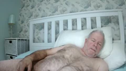 Snapshot of cumovermexxxxx chatting on 11/11/25, 04:29 cumovermexxxxx online show from 11/11/25, 04:29