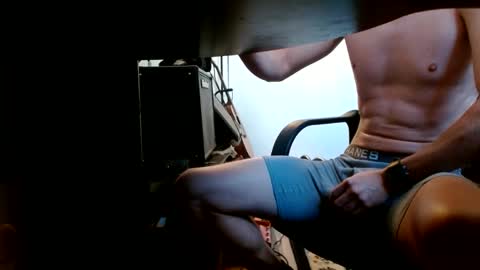 Snapshot of cumplaywithmeb chatting on 03/01/25, 07:26 cumplaywithmeb online show from 03/01/25, 07:26