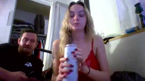 Snapshot of cumplaywithuslive chatting on 12/01/25, 01:54 cumplaywithuslive online show from 12/01/25, 01:54