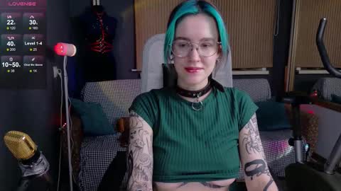 CUMpotikEve online show from 10/18/25, 04:26