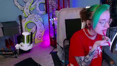 CUMpotikEve online show from 05/19/26, 03:24