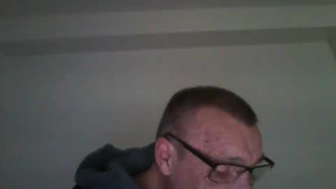 Snapshot of cumseeme002 chatting on 02/02/26, 09:02 Alan online show from 02/02/26, 09:02
