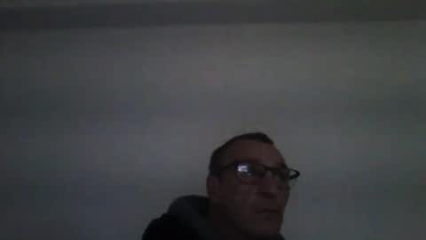 Snapshot of cumseeme002 chatting on 02/13/26, 11:28 Alan online show from 02/13/26, 11:28