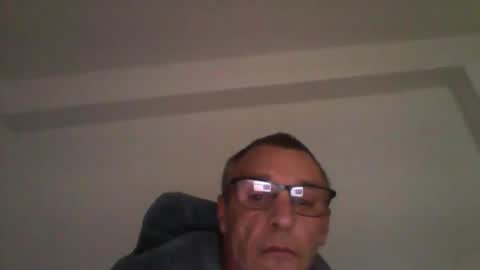 Snapshot of cumseeme002 chatting on 03/01/26, 05:26 Alan online show from 03/01/26, 05:26