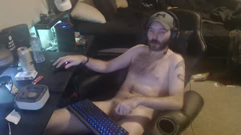 Snapshot of cumslinger2003 chatting on 12/31/24, 04:49 cumslinger2003 online show from 12/31/24, 04:49