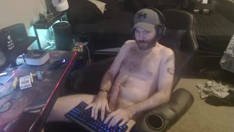 Snapshot of cumslinger2003 chatting on 01/09/25, 11:36 cumslinger2003 online show from 01/09/25, 11:36