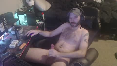 Snapshot of cumslinger2003 chatting on 01/27/25, 07:45 cumslinger2003 online show from 01/27/25, 07:45