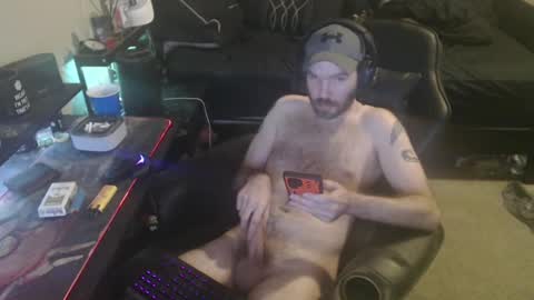 Snapshot of cumslinger2003 chatting on 02/05/25, 11:06 cumslinger2003 online show from 02/05/25, 11:06