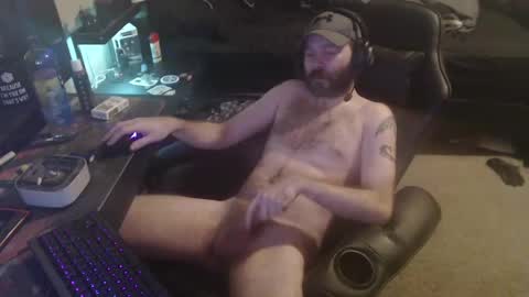 Snapshot of cumslinger2003 chatting on 03/03/25, 07:43 cumslinger2003 online show from 03/03/25, 07:43