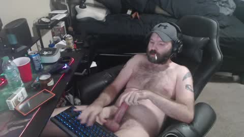 Snapshot of cumslinger2003 chatting on 10/05/25, 12:14 cumslinger2003 online show from 10/05/25, 12:14