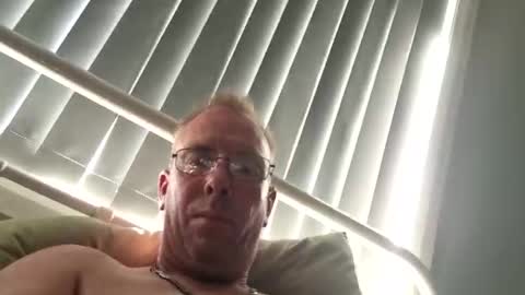 Snapshot of cumwithmi80 chatting on 03/20/26, 06:18 cumwithmi80 online show from 03/20/26, 06:18