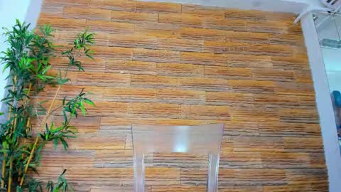 Snapshot of cupcake_izzy chatting on 01/15/26, 05:45 cupcake_izzy online show from 01/15/26, 05:45