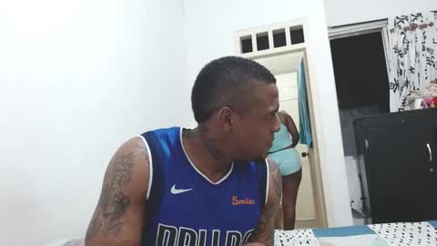 Snapshot of cuplex_hotlatina94 chatting on 01/28/25, 10:45 dominic and julieta... independent models online show from 01/28/25, 10:45