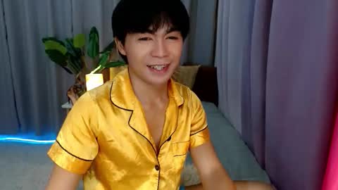 Snapshot of cuppycupcake_2 chatting on 04/19/26, 03:00 Xyrien online show from 04/19/26, 03:00
