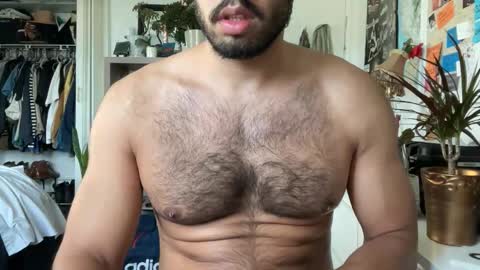 Snapshot of cur10sg30rg3 chatting on 04/19/26, 03:33 cur10sg30rg3 online show from 04/19/26, 03:33