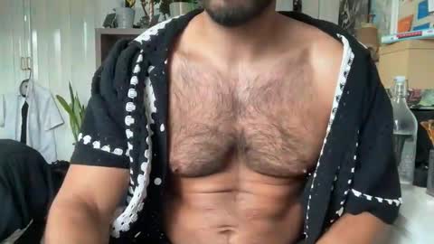 Snapshot of cur10sg30rg3 chatting on 05/13/26, 04:04 cur10sg30rg3 online show from 05/13/26, 04:04