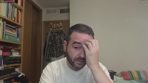 curiosillo1983 online show from 10/05/25, 04:49