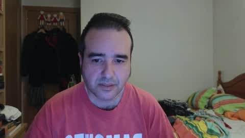Snapshot of curiosillo1983 chatting on 05/02/26, 10:53 curiosillo1983 online show from 05/02/26, 10:53