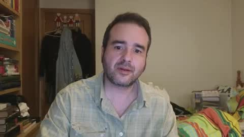 Snapshot of curiosillo1983 chatting on 05/19/26, 03:07 curiosillo1983 online show from 05/19/26, 03:07