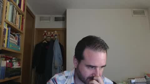 Snapshot of curiosillo1983 chatting on 05/26/26, 06:26 curiosillo1983 online show from 05/26/26, 06:26