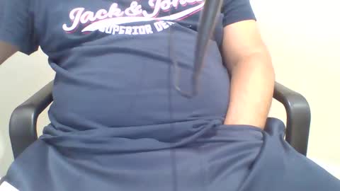 Snapshot of curious_aussie11 chatting on 01/31/25, 05:53 Carl online show from 01/31/25, 05:53