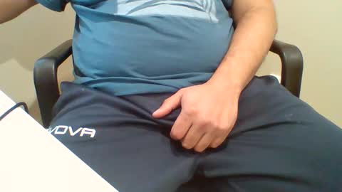 Snapshot of curious_aussie11 chatting on 09/10/25, 04:45 Carl online show from 09/10/25, 04:45