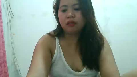 Snapshot of curious_girl247 chatting on 12/25/24, 10:05 curious_girl247 online show from 12/25/24, 10:05