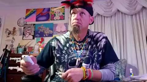 Snapshot of curious_slut_601 chatting on 12/19/25, 08:43 Feathers online show from 12/19/25, 08:43