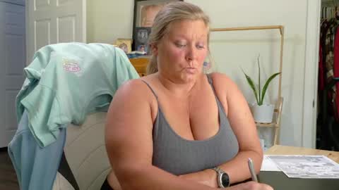 curious couple online show from 04/14/26, 05:19