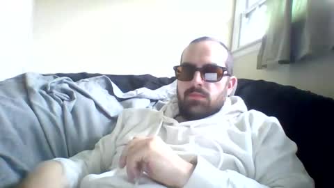 Snapshot of curiouser_guy chatting on 05/25/26, 04:46 curiouser_guy online show from 05/25/26, 04:46