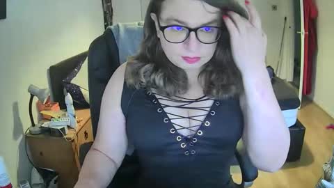 Shirley online show from 09/14/25, 02:27