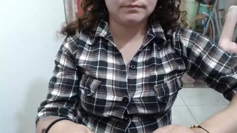 Snapshot of curly_greeneyed chatting on 01/15/26, 11:19 Vannesa online show from 01/15/26, 11:19