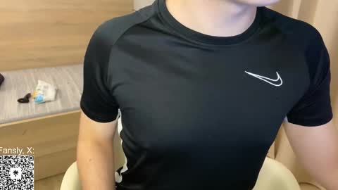 Snapshot of curlyboyy_ chatting on 03/10/26, 08:36 Mike pvt is open online show from 03/10/26, 08:36