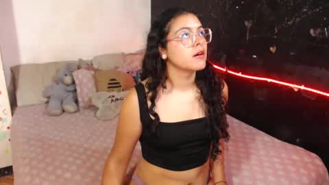 Snapshot of curlycool chatting on 01/13/25, 02:07 Max and Cata online show from 01/13/25, 02:07