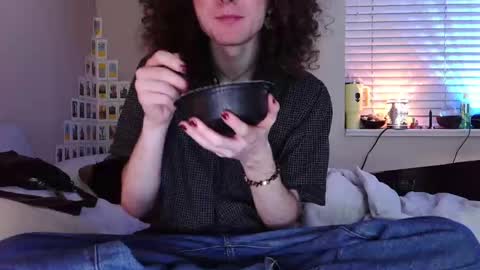 curly fries online show from 03/26/26, 08:09