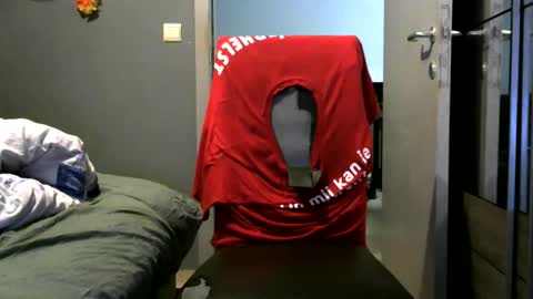 Snapshot of curlyfurly chatting on 05/25/26, 12:27 curlyfurly online show from 05/25/26, 12:27