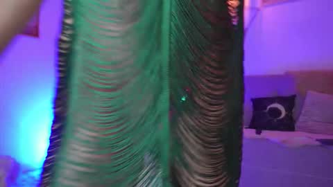 Natasha online show from 10/27/25, 05:00