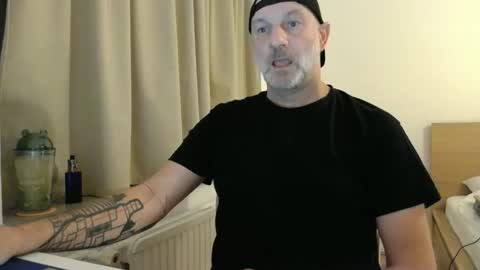 Curman85 online show from 12/21/25, 11:12