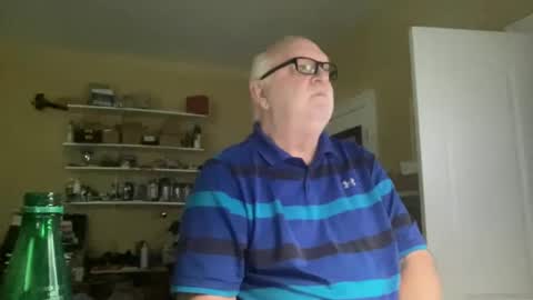 Snapshot of curo69 chatting on 01/14/25, 04:40 ALAN online show from 01/14/25, 04:40