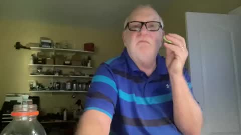 Snapshot of curo69 chatting on 01/14/25, 07:53 ALAN online show from 01/14/25, 07:53