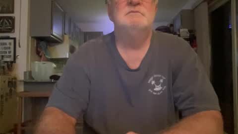 Snapshot of curo69 chatting on 01/18/25, 11:32 ALAN online show from 01/18/25, 11:32