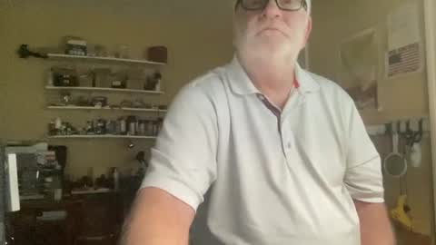 Snapshot of curo69 chatting on 01/21/25, 05:09 ALAN online show from 01/21/25, 05:09