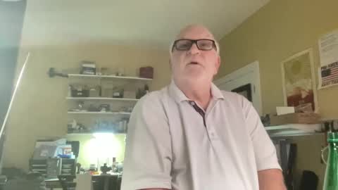 Snapshot of curo69 chatting on 01/29/25, 07:11 ALAN online show from 01/29/25, 07:11