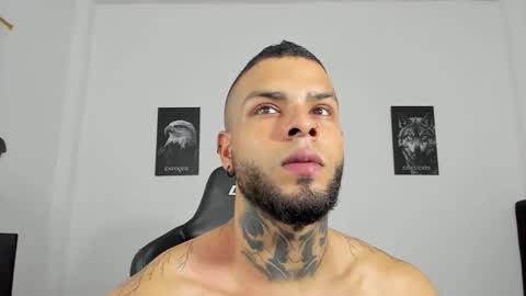 Snapshot of curtis_blake chatting on 10/19/25, 05:35 curtis_blake online show from 10/19/25, 05:35