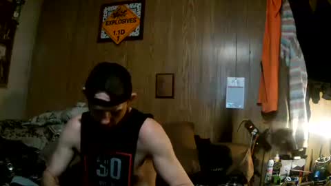 Snapshot of curtisrobert171 chatting on 01/10/26, 02:57 curtisrobert171 online show from 01/10/26, 02:57
