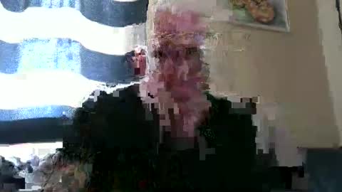 Snapshot of curtus14 chatting on 12/20/25, 11:06 curtus14 online show from 12/20/25, 11:06