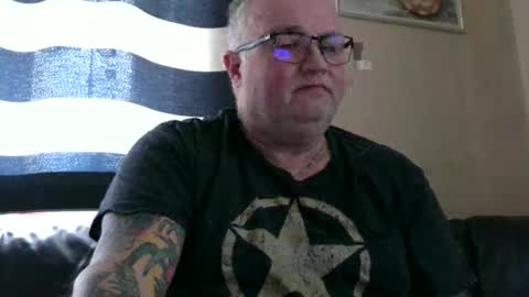 curtus14 online show from 12/22/25, 08:55