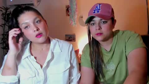 Snapshot of curvy_daniela chatting on 12/06/24, 05:20 Daniela online show from 12/06/24, 05:20