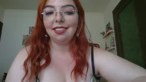 Snapshot of curvycate127 chatting on 10/02/25, 06:59 Cate online show from 10/02/25, 06:59