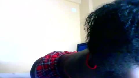Snapshot of curvyjoan chatting on 02/12/25, 11:07 curvyjoan online show from 02/12/25, 11:07